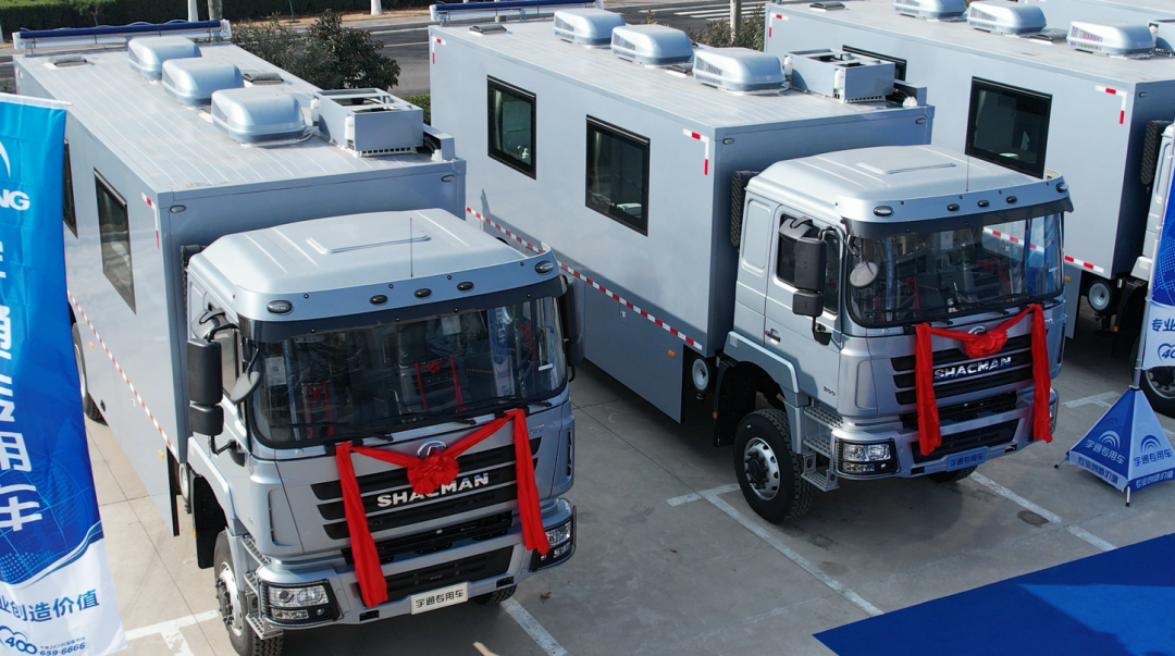 宇通醫(yī)療車(chē)批量交付匹克國(guó)際，攜手共創(chuàng)新篇章