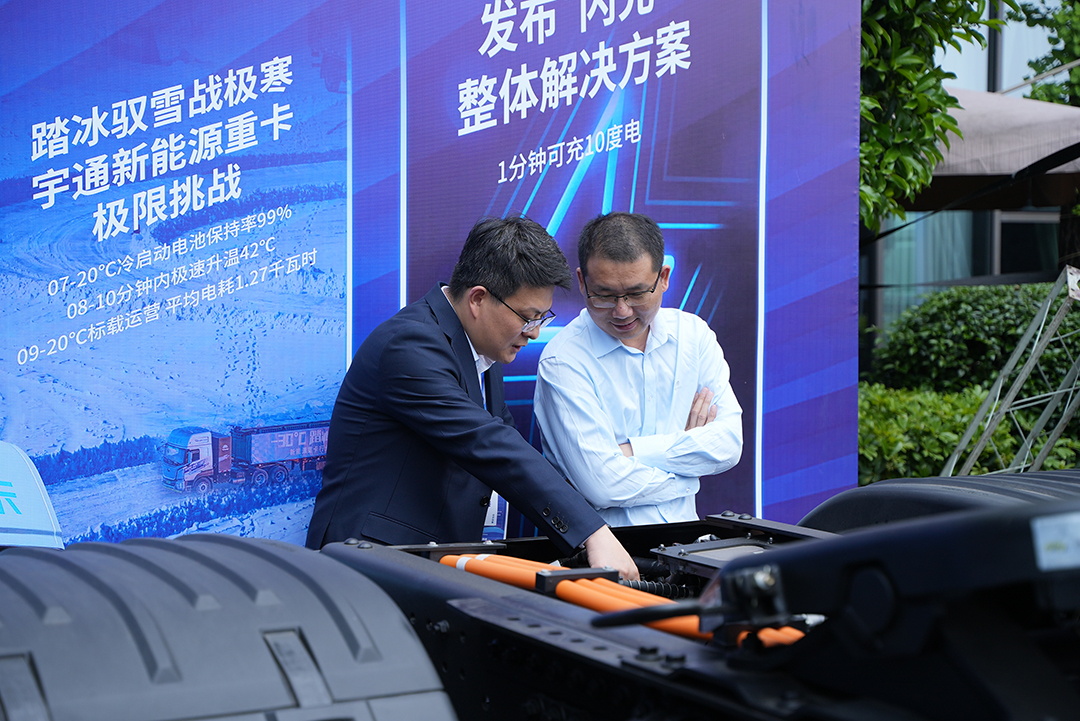 實(shí)力見(jiàn)證 | 宇通重卡現(xiàn)身蓉城，三獎(jiǎng)加冕實(shí)力引領(lǐng)