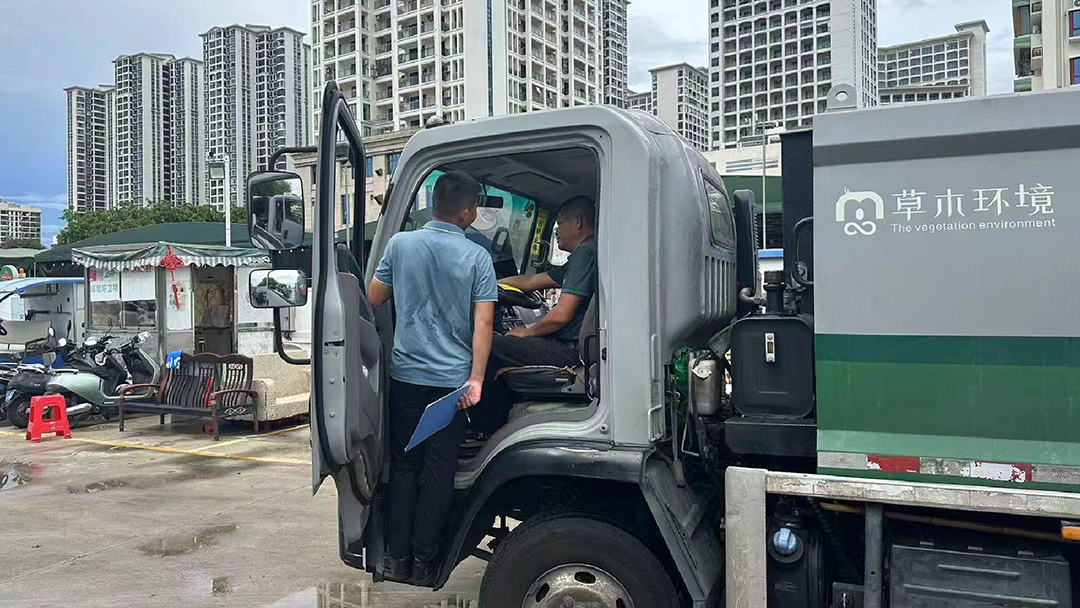 好產(chǎn)品+好服務(wù)=好口碑！宇通環(huán)衛(wèi)樹立行業(yè)服務(wù)新標(biāo)桿！