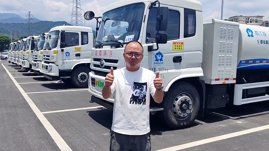 好產(chǎn)品+好服務(wù)=好口碑！宇通環(huán)衛(wèi)樹立行業(yè)服務(wù)新標(biāo)桿！