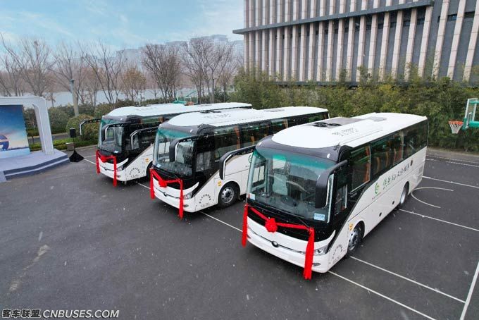 “旅游熱”帶動(dòng)“景區(qū)熱”，宇通客車順勢(shì)而上助推旅游高質(zhì)量發(fā)展