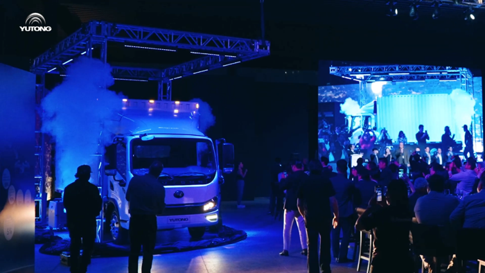 宇通在墨西哥發(fā)布全新一代新能源輕卡！