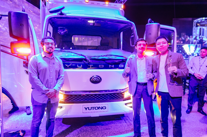 宇通在墨西哥發(fā)布全新一代新能源輕卡！