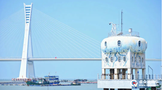 海南環(huán)島旅游公路觀光巴士火爆出圈，宇通助力海汽集團(tuán)加速探索旅游運(yùn)營(yíng)新模式