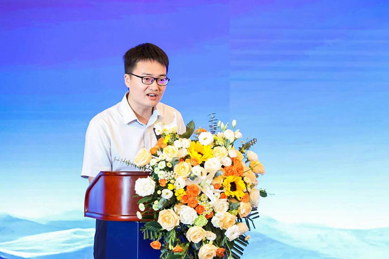 宇通重卡發(fā)布行業(yè)首款礦區(qū)專用純電動自卸車