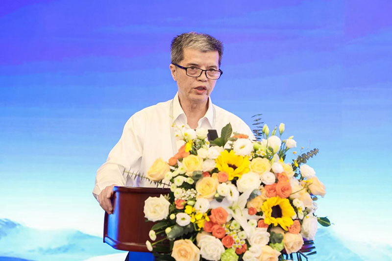 宇通重卡發(fā)布行業(yè)首款礦區(qū)專用純電動自卸車