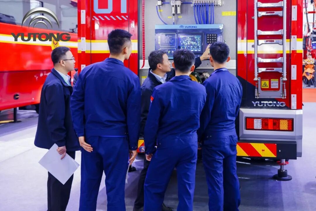 科技賦能實戰(zhàn)！宇通專用車亮相第二十一屆國際消防展