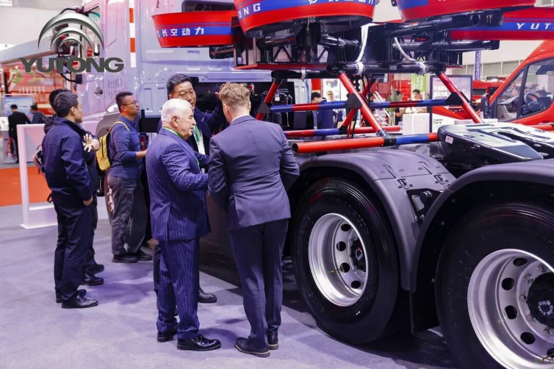 科技賦能實戰(zhàn)！宇通專用車亮相第二十一屆國際消防展