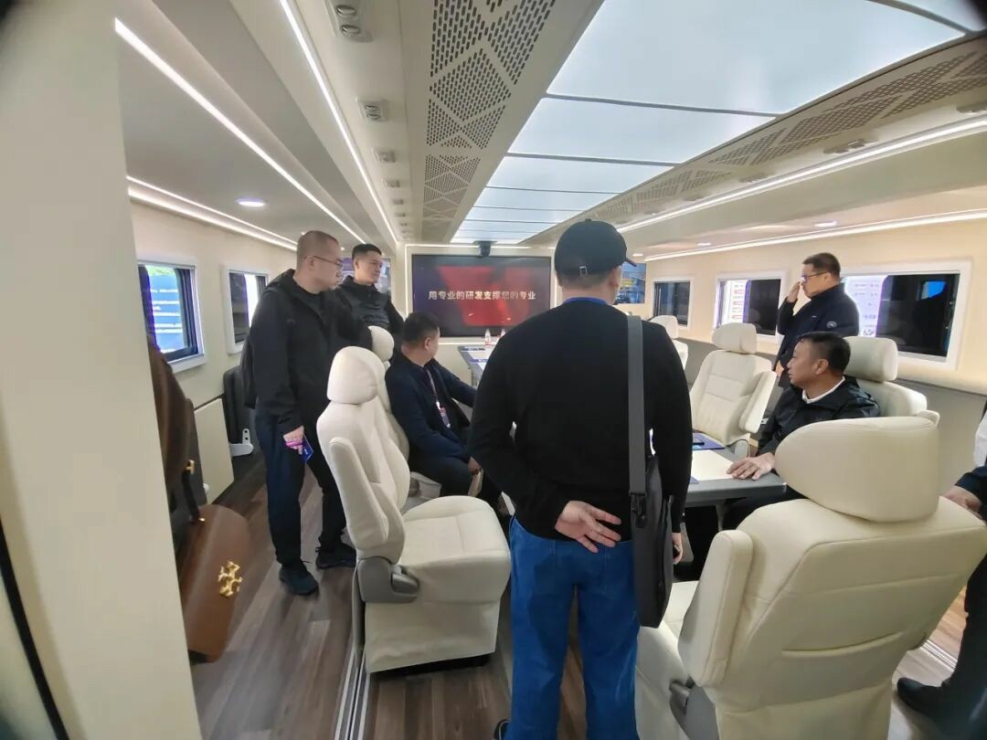 貼近實(shí)戰(zhàn)，高效保障！宇通專用車參加第十三屆全國礦山救援技能競賽裝備展