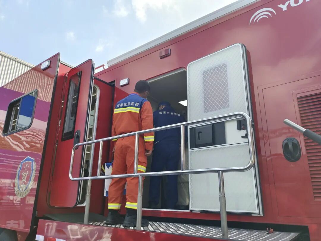 貼近實(shí)戰(zhàn)，高效保障！宇通專用車參加第十三屆全國礦山救援技能競賽裝備展