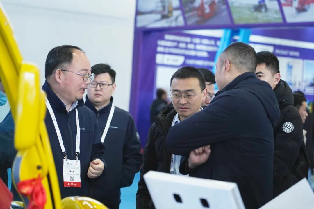 誠邀共赴 | 宇通專用車與您相約2025 中國(鄭州)旅游休閑娛樂產(chǎn)業(yè)博覽會 誠邀共赴 | 宇通專用車與您相約2025 中國(鄭州)旅游休閑娛樂產(chǎn)業(yè)博覽會