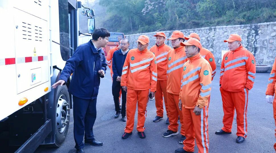 裝備煥新，潔護陽泉！宇通環(huán)衛(wèi)助力山西點亮城市新景！