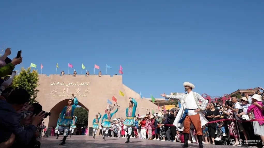 又100輛！宇通高端旅游客車再次批量交付新疆