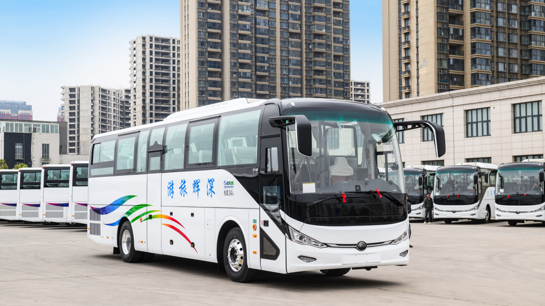 又100輛！宇通高端旅游客車再次批量交付新疆