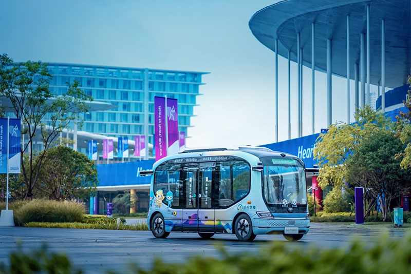 “點(diǎn)題”全國兩會(huì) 宇通響亮作答 “點(diǎn)題”全國兩會(huì) 宇通響亮作答