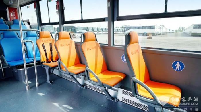 攜手暢通“城市血脈” 宇通新能源公交批量交付滄州