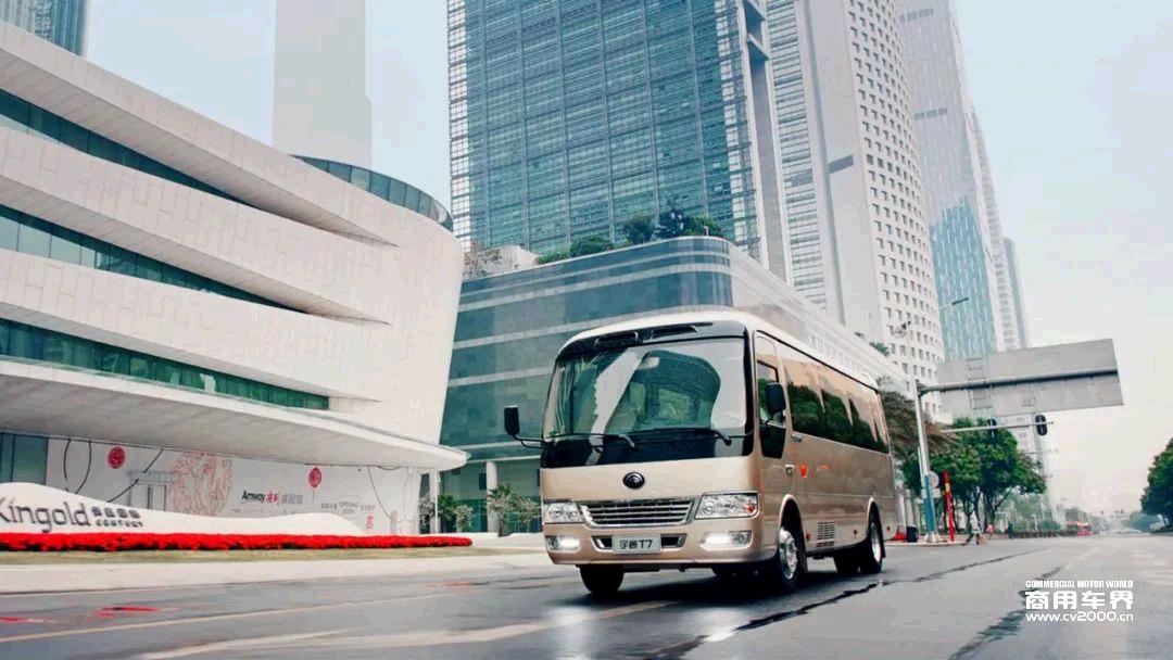 宇通客車 ：連續(xù)多年服務(wù)兩會，T7領(lǐng)航服務(wù)盛會