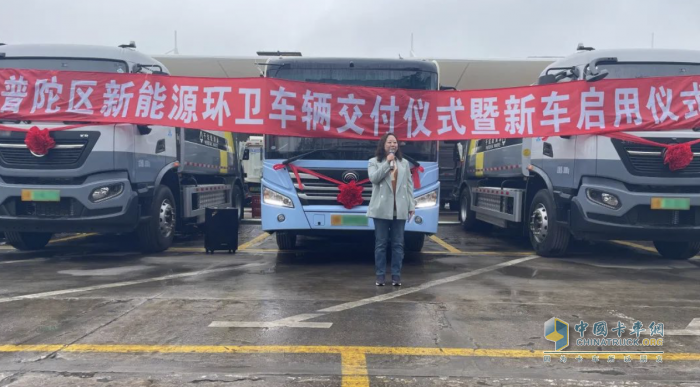 亮相申城！宇通新能源環(huán)衛(wèi)車批量交付上海