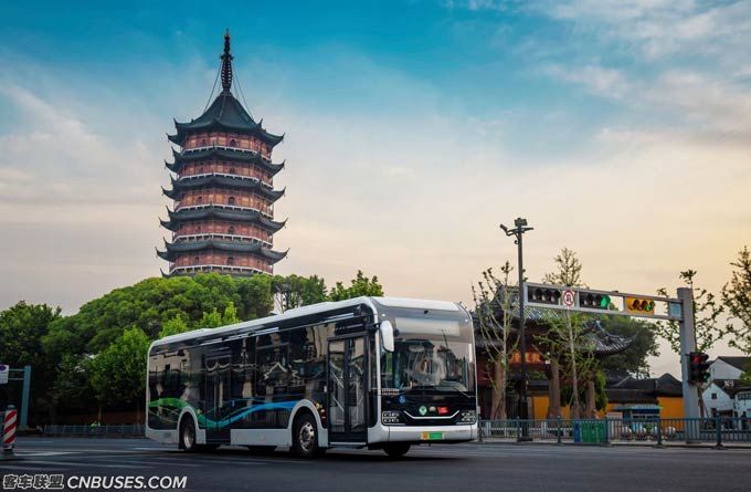 從全國(guó)兩會(huì)看中國(guó)高端制造新貌，宇通以科技創(chuàng)新錘煉“新質(zhì)戰(zhàn)斗力”